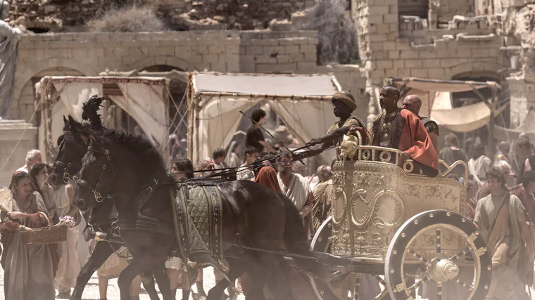 Imagen de la película Gladiator II con Denzel Washington