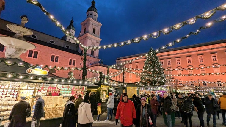 Mercadillo de Residenzplatz n Salzburgo