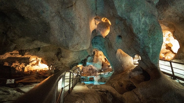 La única cueva submarina de Europa se encuentra en este rincón malagueño