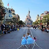 Nuevas atracciones, espectáculos en un gran lago y dos nuevos mundos