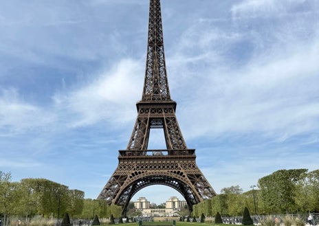 Sekundärbild 1 – Eiffelturm und Aussicht von oben