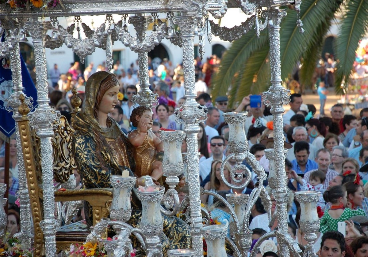 La localidad de Lepe acoge en el mes de mayo la romería dedicada a Nuestra Señora de la Bella