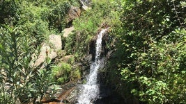La cascada de Huelva que aparece cuando llueve y casi nadie conoce
