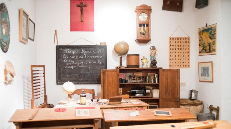 Recreación de una antigua escuela en uno de los museos de Terque