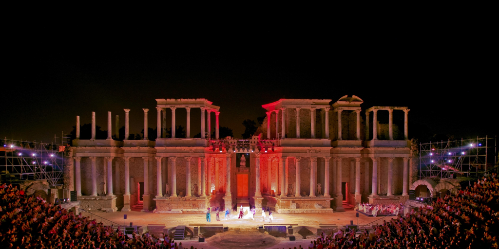 El teatro con su festival y otros imprescindibles del pasado romano de Mérida
