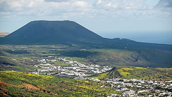 Lanzarote: una isla en la que disfrutar de la naturaleza más allá de sus playas