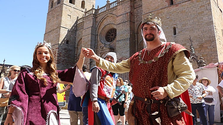 La reina que estuvo encerrada cuatro años en un castillo: el origen de las jornadas medievales de Sigüenza