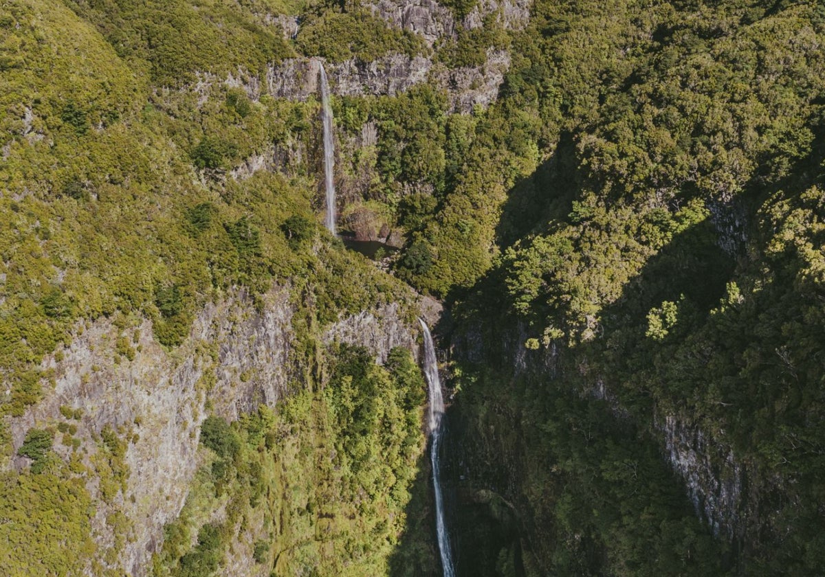 La cascada de Riesgo tiene una altitud de un kilómetro
