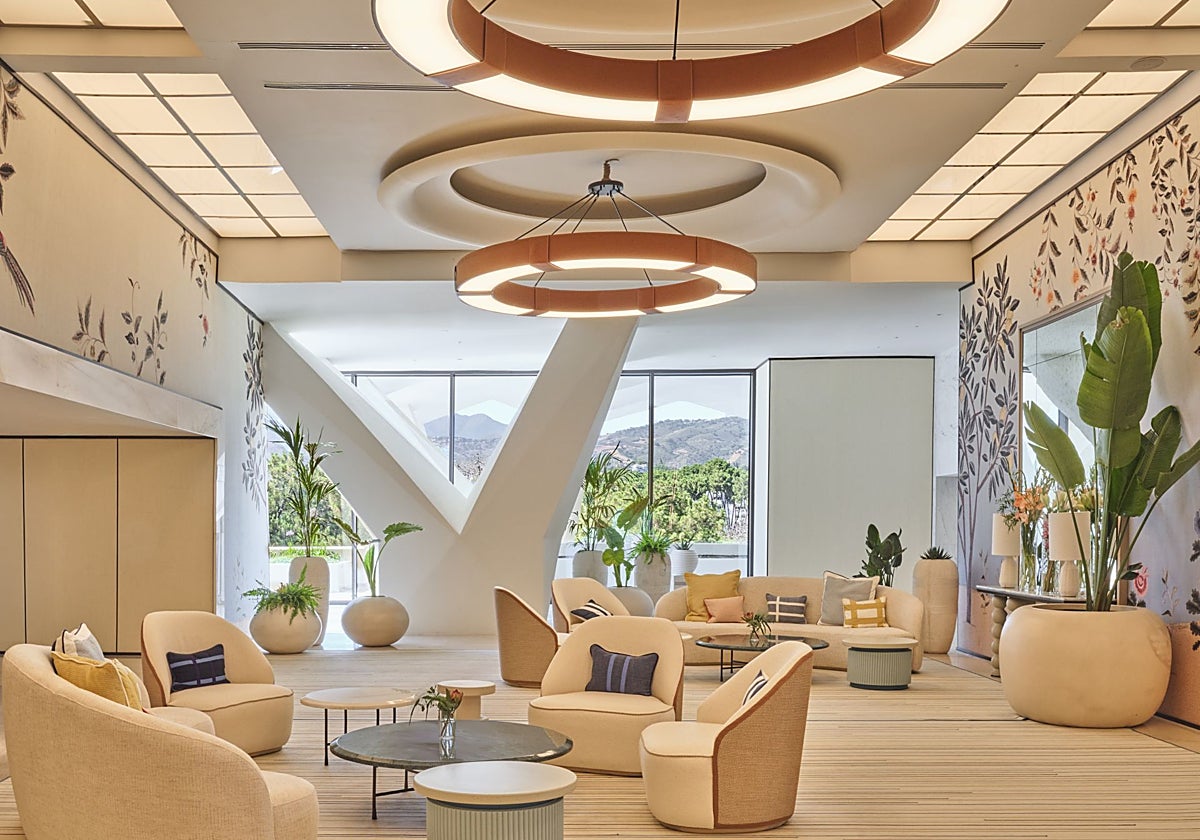 El nuevo lobby del hotel Don Carlos integra una de sus famosas columnas