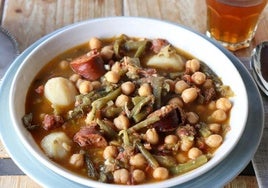 Sabores de los pueblos sevillanos para maridar tus vacaciones