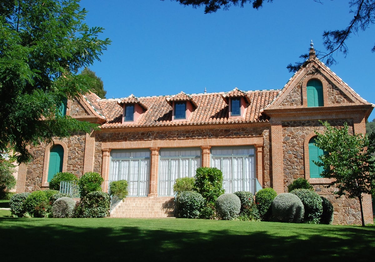 Chalet del barrio de La Aracenilla, diseñado por Aníbal González