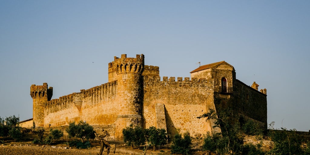 Este es el castillo de Sevilla que aparece en El Cautivo, la nueva película basada en la historia de Miguel de Cervantes