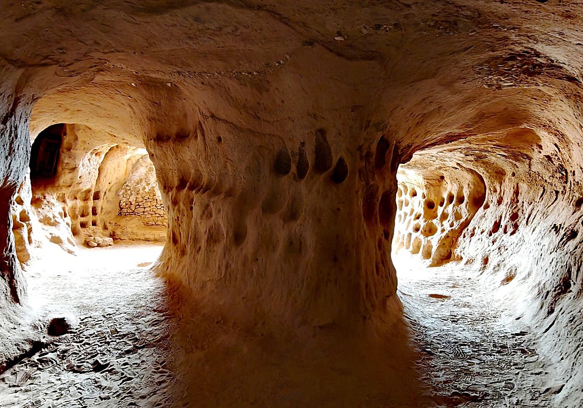 Descubre en Arnedo las Cuevas de los Cien Pilares, la Capadocia española