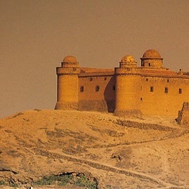 Más allá de la Alhambra: la Calahorra, el castillo granadino que no conoces