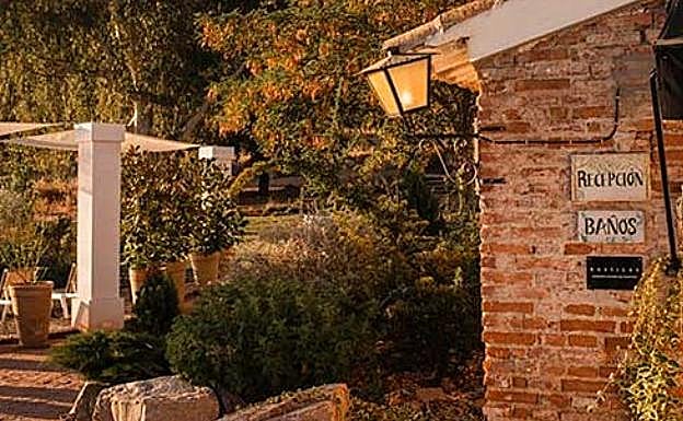 The spa hotel is located in the heart of nature, in the heart of Sierra Morena