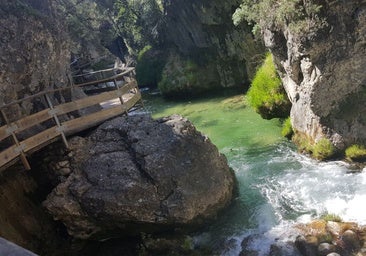 Caminito del Rey en Jaén: ruta de senderos suspendidos, el paraíso de las cascadas
