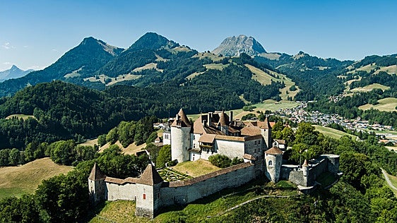 Gruyères, el castillo más fotogénico de los Alpes suizos