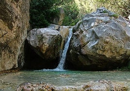 La ruta más espectacular de Andalucía en verano: cascadas, sombras naturales y pozas de agua cristalina para bañarse