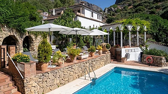 El coqueto hotel escondido en un pueblo andaluz por el que merece la pena desviarse este verano