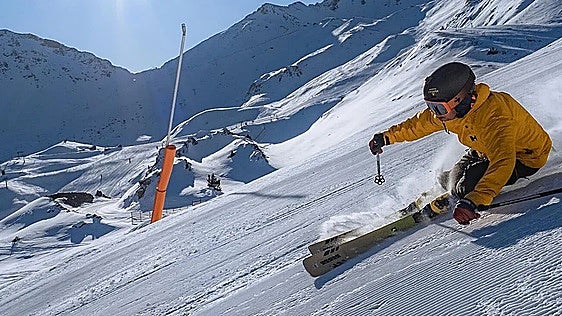 Sierra Nevada pone a la venta los forfaits para la temporada 2026-27 con descuentos hasta el 15 de octubre ﻿