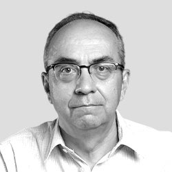 Alejandro J. Ratia