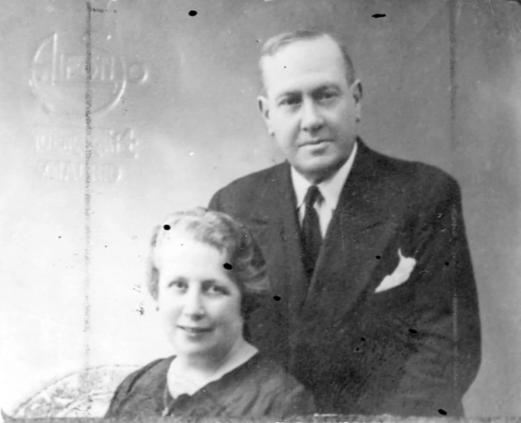 Manuel Machado y su mujer, Eulalia Cáceres.