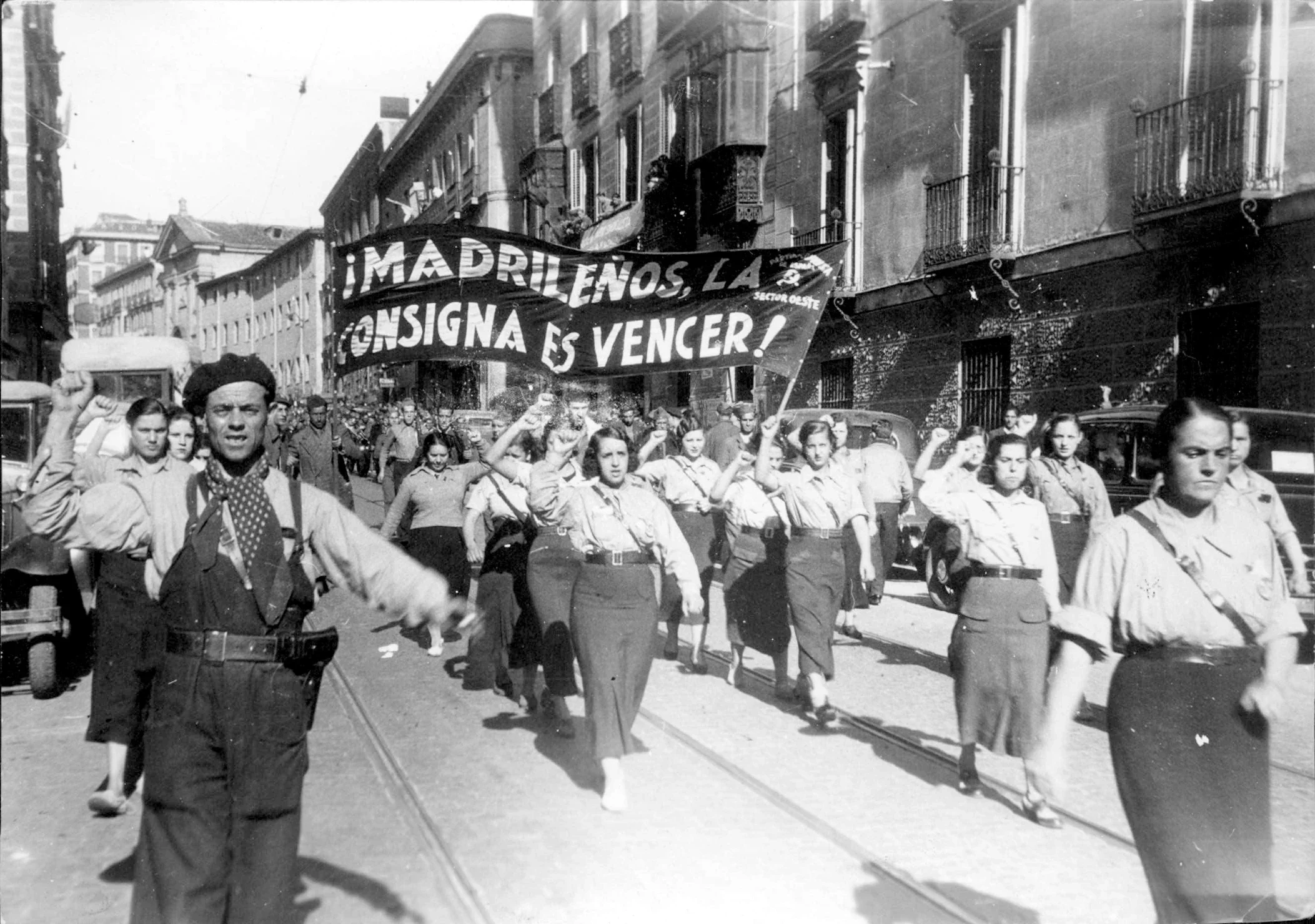 Manifestación de la UGT, con unos 20.000 asistentes, en las calles de Madrid.