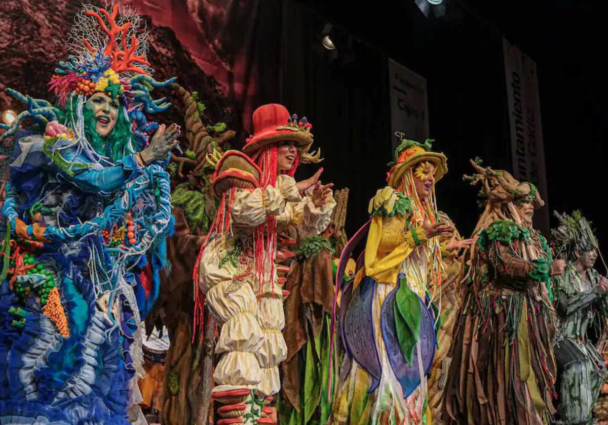 'La Vieja Verde' comparsa ganadora del carnaval Colombino de Huelva en 2023