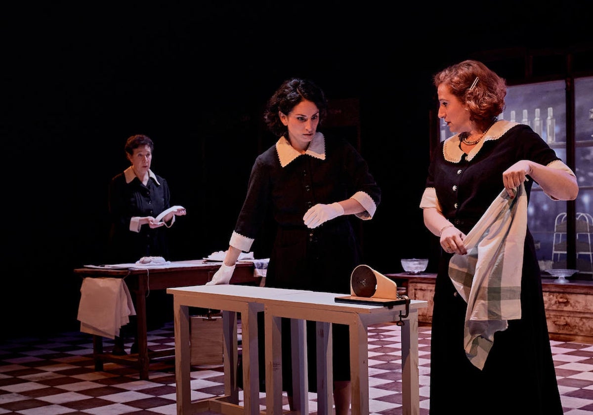Escena de 'Tea Rooms'