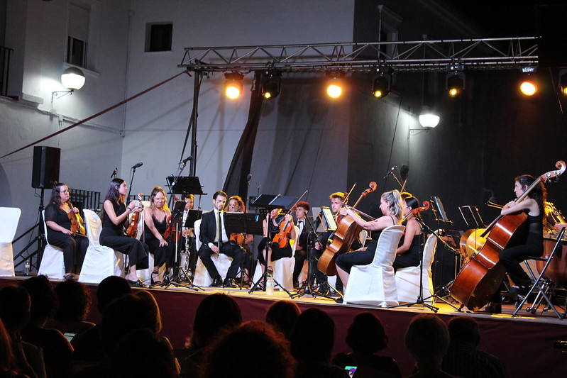 Las mejores imágenes de la apertura a ritmo de zarzuela del programa Cultura Abierta de la UNIA