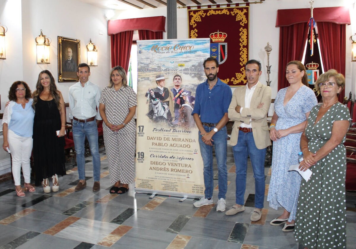 La presentación en el Ayuntamiento de Almonte de los dos festivales taurinos