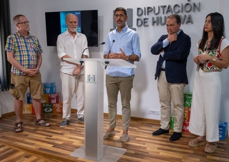 Imagen secundaria 1 - Lluís Homar y Adriana Ozores invocan en el Castillo de Niebla la mística de los versos de San Juan de la Cruz