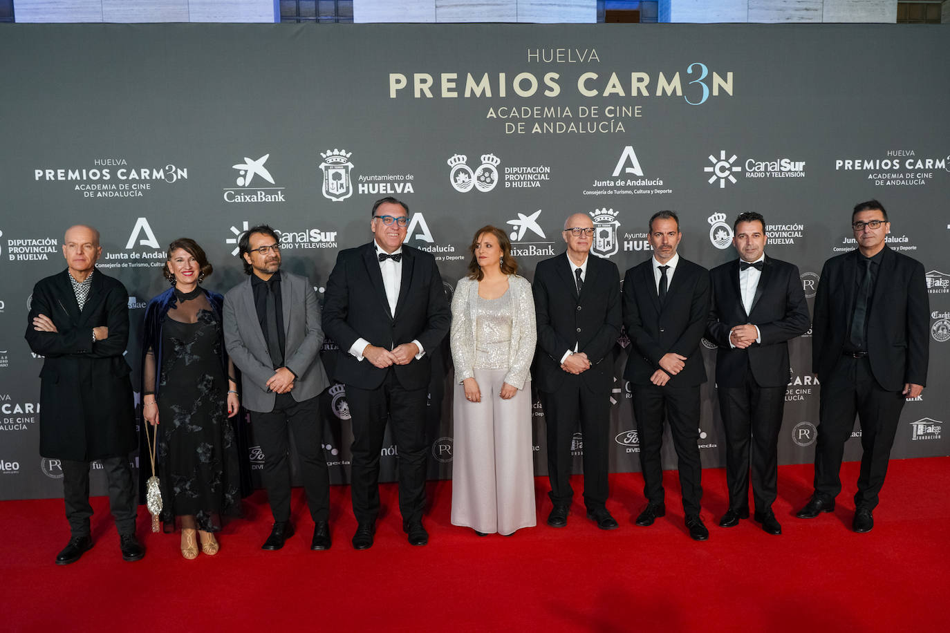Huelva se viste de cine: las mejores imágenes de la alfombra roja de los III Premios Carmen