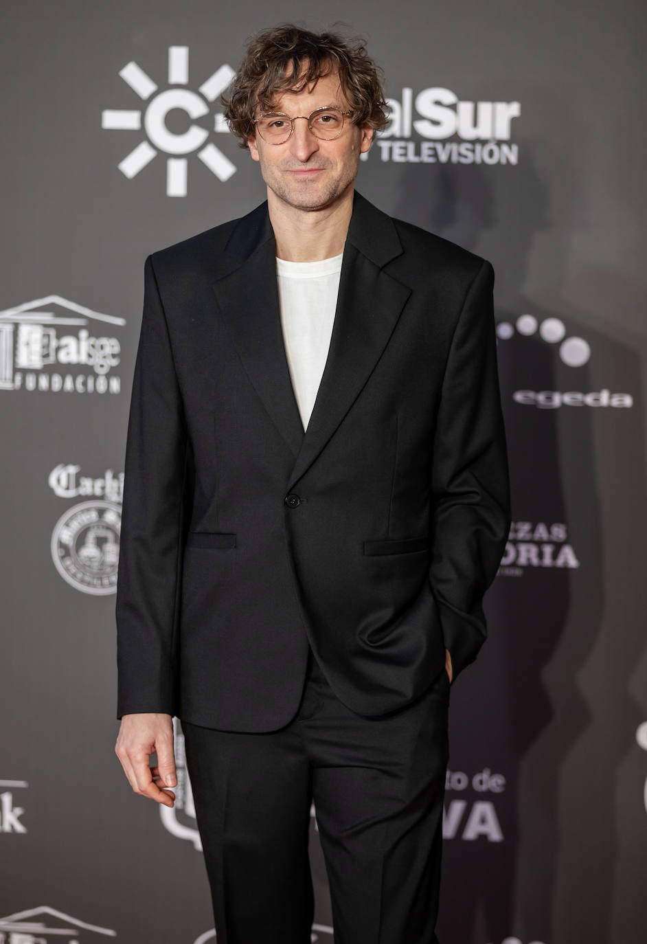 Huelva se viste de cine: las mejores imágenes de la alfombra roja de los III Premios Carmen