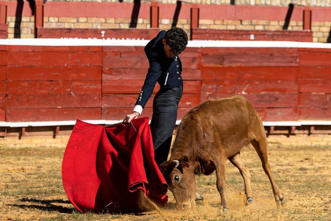 Las imágenes del ‘Tentadero Público’ en homenaje al abonado en la Plaza de Toros de La Merced
