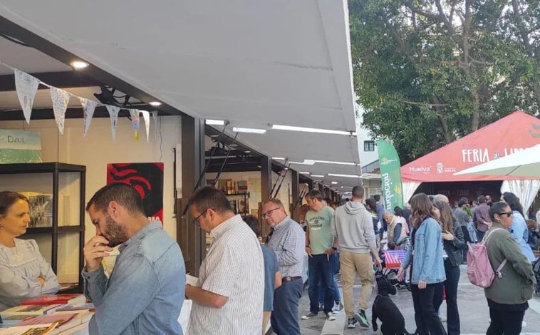 Imagen principal - Feria del libro en Huelva 2024: fecha, programación completa y eventos