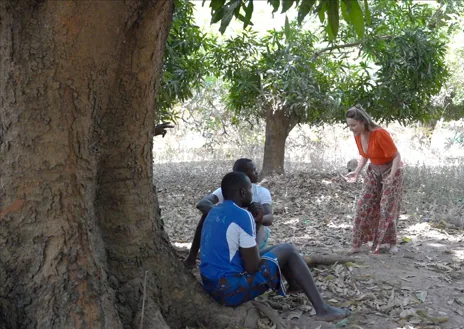 Imagen secundaria 1 - Rocío Márquez: «La sonrisa de la gente de Senegal me atravesó»