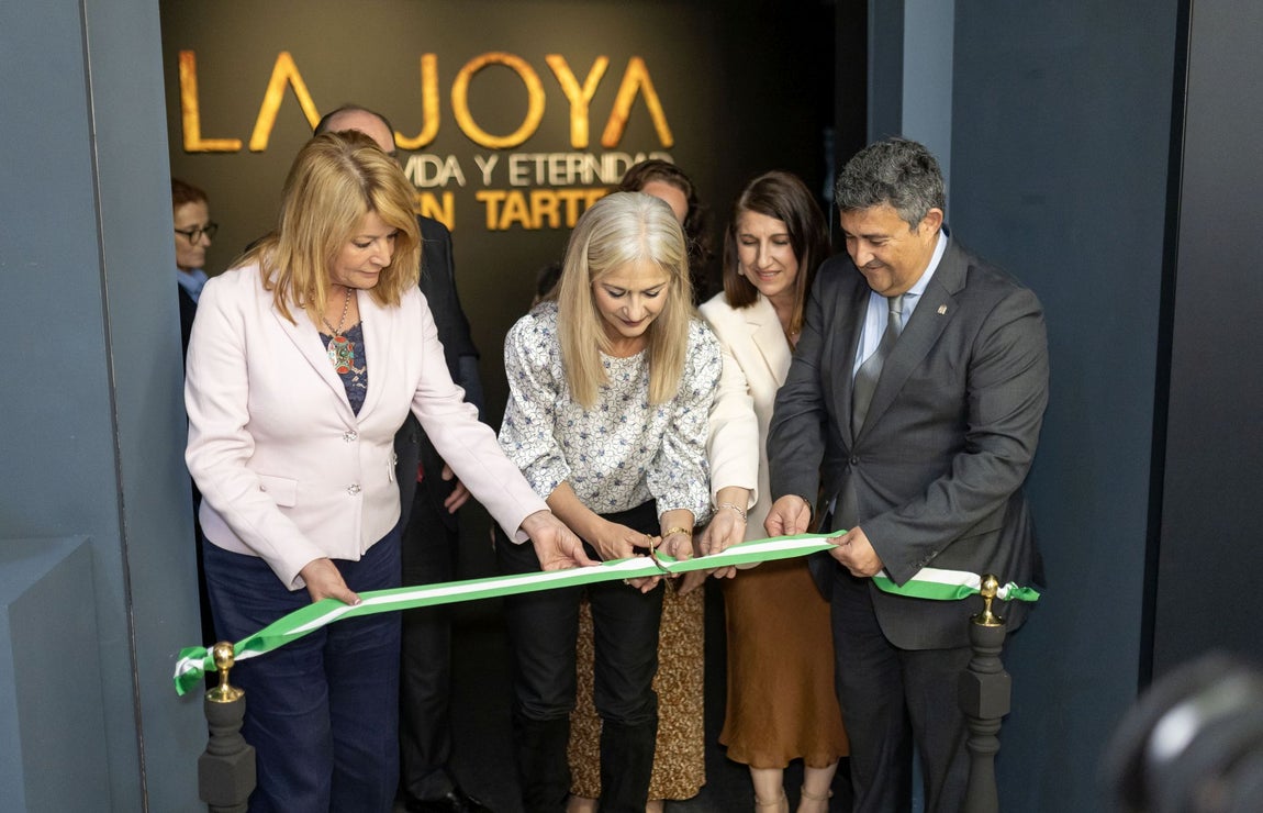 Las imágenes de la inauguración de la exposición ‘La Joya, vida y eternidad en Tarteso’