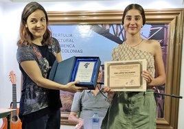 Homenaje a los mayores por fandangos en La Tertulia Flamenca de Las Colonias