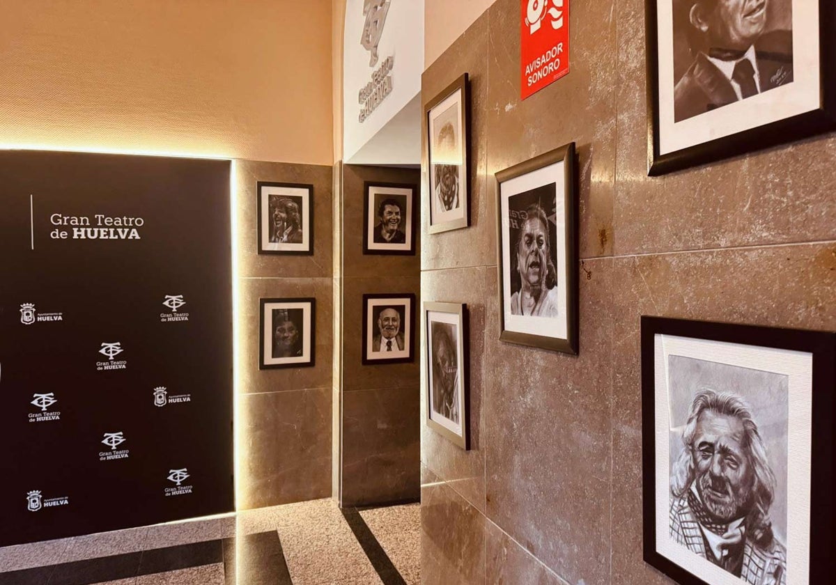 Algunos de los retratos que pueden verse en el Gran Teatro