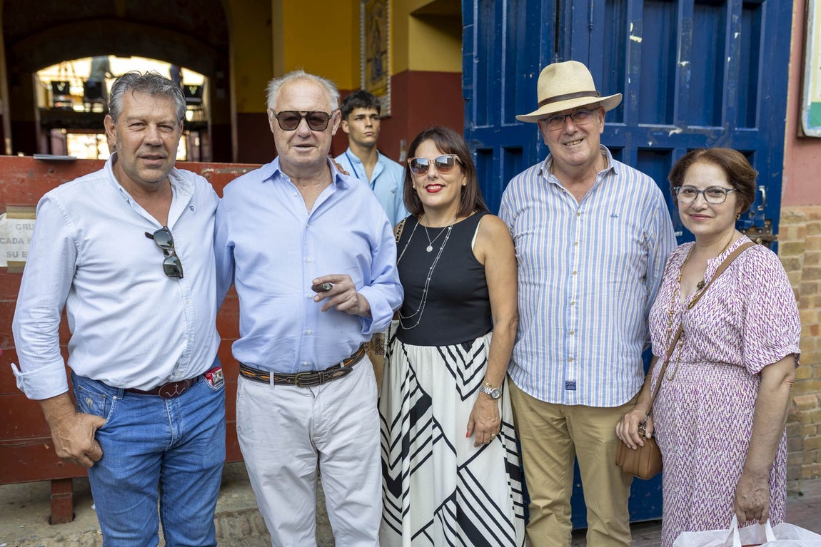 El ambiente de la corrida de rejones de Colombinas este domingo
