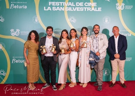 Imagen secundaria 1 - Sansivestrale 2025: La jerezana Andrea Ganfornina triunfa con su cortometraje &#039;Quejío de Loba&#039;