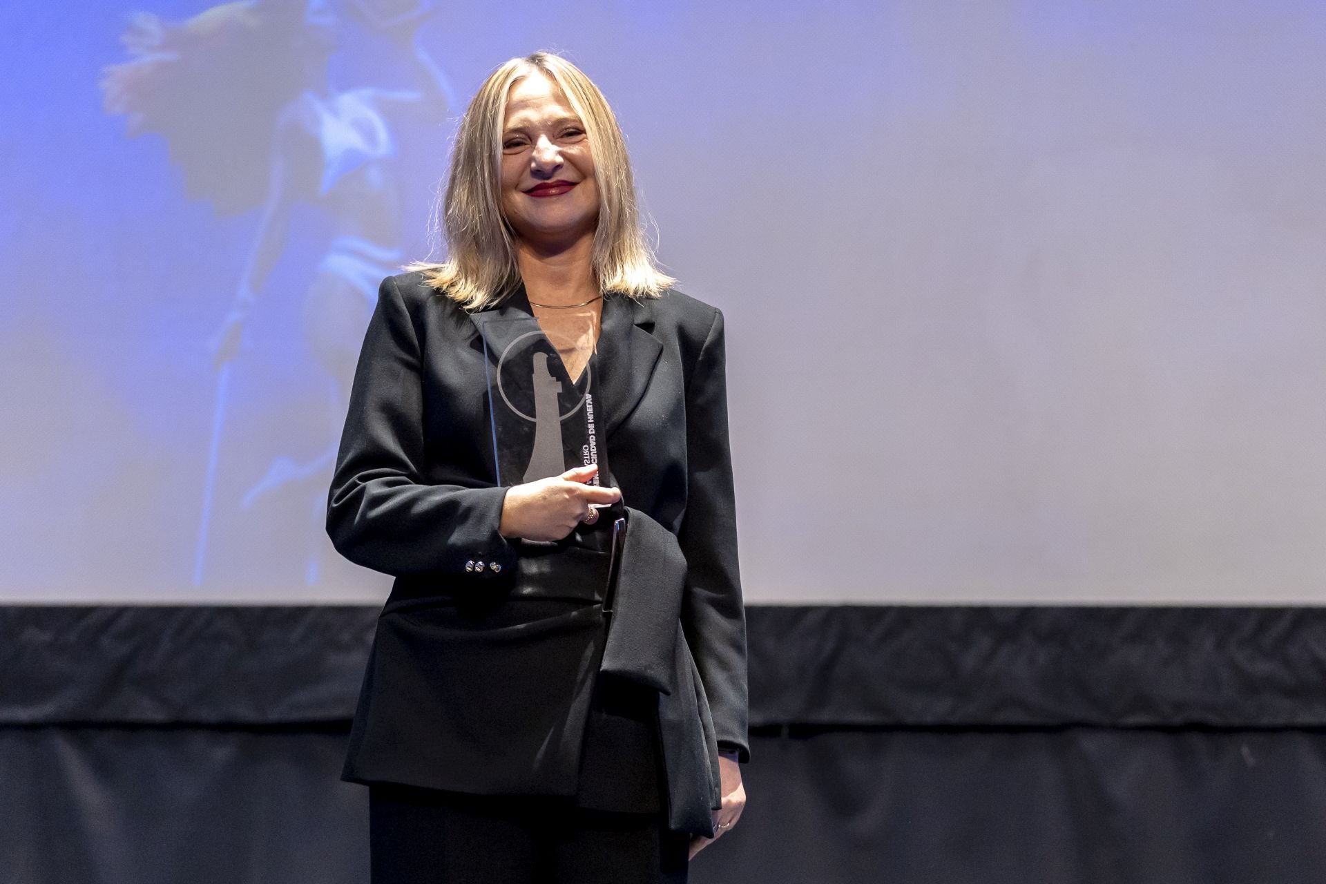 La gran sorpresa que se llevó Pilar Castro al recoger el Premio Ciudad de Huelva del Festival de Cine Iberoamericano, en imágenes