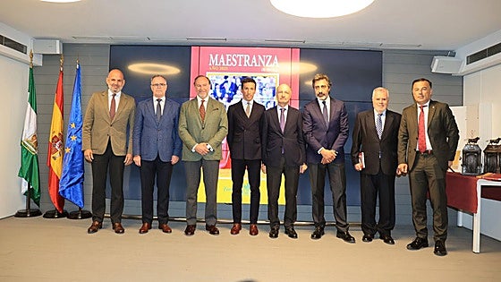 Caja Rural del Sur entrega los XIX Premios Taurinos 'Pepe Luis Vázquez' a David de Miranda, Juan Pedro Domecq y Juan del Val