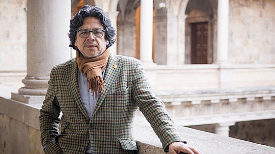 Fernando Iwasaki, escritor: «No tengo la autoridad médica y literaria, pero en dolor estoy absolutamente matriculado»