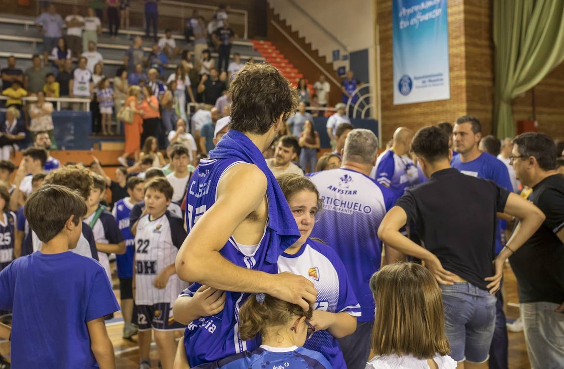Los instantes de un duelo que ya es historia del baloncesto onubense