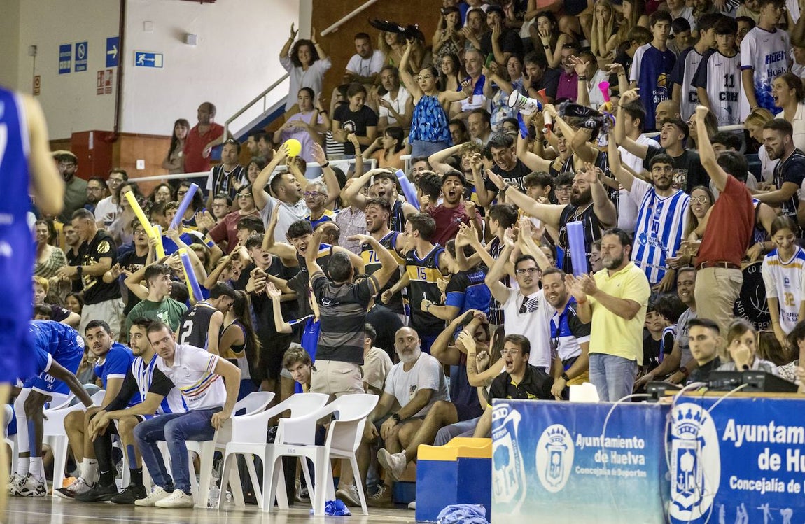 Los instantes de un duelo que ya es historia del baloncesto onubense