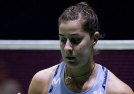 Carolina Marín pensativa durante su encuentro de semifinales