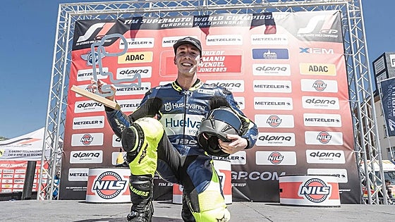 Paquito Gómez va a por el Europeo de Supermotard: «Este bicampeonato me hace mucho más fuerte»