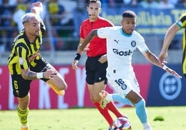Sólo una maravilla de Savio en el minuto 97 hace hincar la rodilla al San Roque de Lepe ante el colíder de Primera División (1-2)